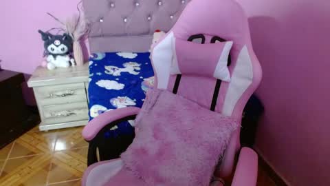 Snapshot of sabrinapaulson chatting on 04/21/26, 10:34 sabrinapaulson online show from 04/21/26, 10:34