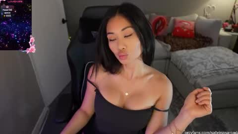 Snapshot of sabrinasarcade chatting on 11/06/25, 04:41 Sabrina online show from 11/06/25, 04:41