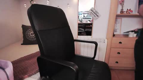 Snapshot of sabrinaspell_ chatting on 03/12/26, 04:35 S A B R I N A online show from 03/12/26, 04:35