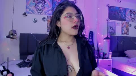 Sabrina  online show from 03/26/26, 11:27