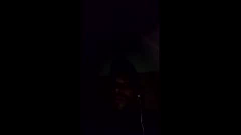 Snapshot of sabroso377 chatting on 04/24/26, 05:43 sabroso377 online show from 04/24/26, 05:43