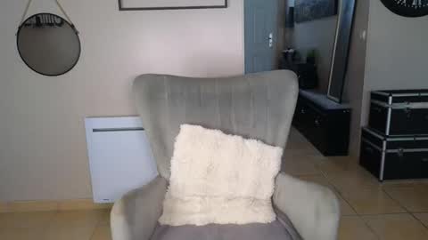 sacha__xx online show from 02/10/26, 09:46