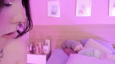 Ig  online show from 02/27/25, 06:09