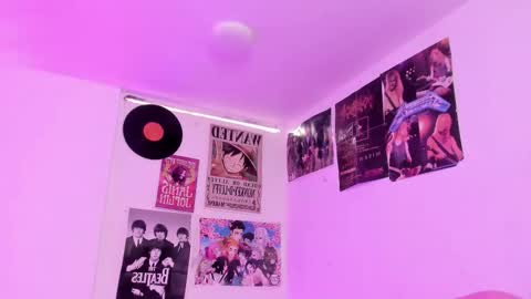 Snapshot of sachi_meow chatting on 02/22/26, 07:23 Ig online show from 02/22/26, 07:23