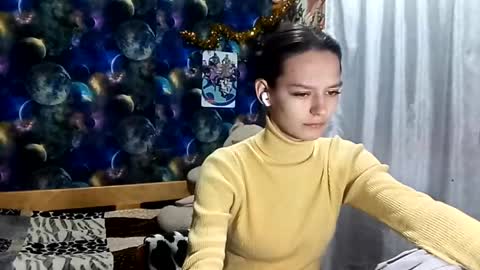 Snapshot of sachikowahlund chatting on 04/18/26, 08:29 Adele online show from 04/18/26, 08:29