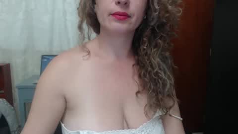 Snapshot of sacrletardiente chatting on 04/18/26, 09:37 sacrletardiente online show from 04/18/26, 09:37