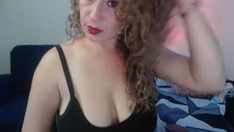 Snapshot of sacrletardiente chatting on 05/21/26, 11:45 sacrletardiente online show from 05/21/26, 11:45