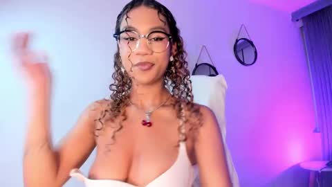 Sophie online show from 02/25/25, 09:35