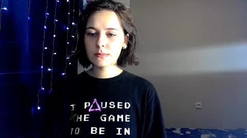 Snapshot of sademoface chatting on 01/14/25, 04:08 pluto online show from 01/14/25, 04:08