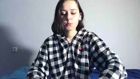 Snapshot of sademoface chatting on 01/24/25, 03:54 pluto online show from 01/24/25, 03:54