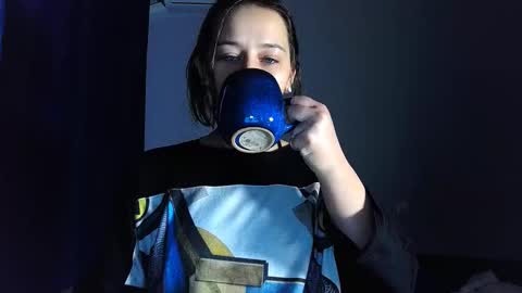 Snapshot of sademoface chatting on 01/28/25, 04:39 pluto online show from 01/28/25, 04:39