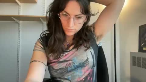 Sadie online show from 03/10/25, 04:14