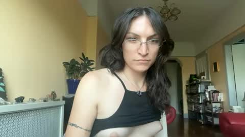 Snapshot of sadie_stars chatting on 07/02/26, 08:04 Sadie online show from 07/02/26, 08:04