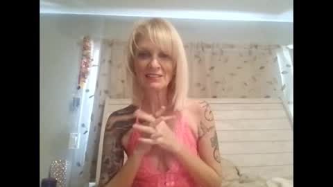 Snapshot of sadiebrooks chatting on 02/24/26, 04:38 Sadiebrooks online show from 02/24/26, 04:38