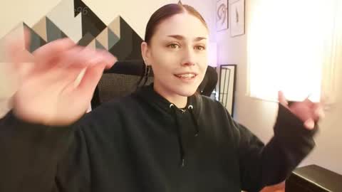 Snapshot of sadierenee96 chatting on 02/20/25, 08:25 Sadie Renee online show from 02/20/25, 08:25