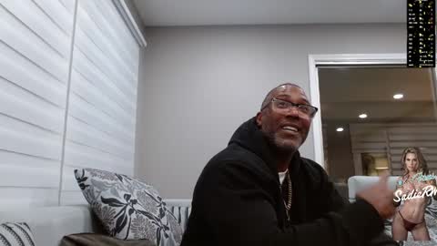 Snapshot of sadierw chatting on 04/12/26, 02:49 SadieRW online show from 04/12/26, 02:49