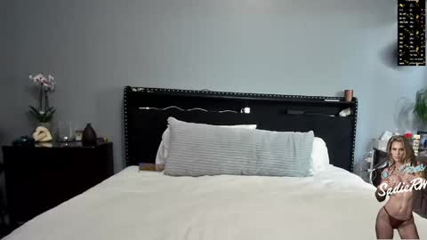 Snapshot of sadierw chatting on 04/28/26, 01:04 SadieRW online show from 04/28/26, 01:04