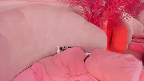 Mara online show from 01/12/25, 10:12