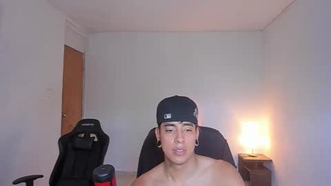 saenz_hotx online show from 10/30/25, 07:14