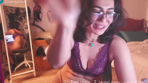 Safa online show from 02/22/25, 01:22