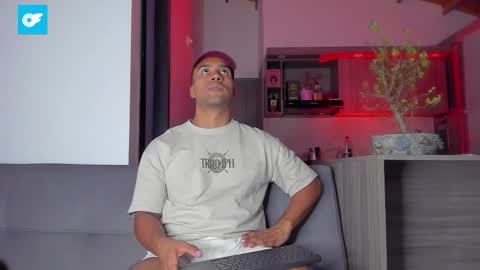 Snapshot of sag_1998 chatting on 02/09/25, 07:38 Sag online show from 02/09/25, 07:38