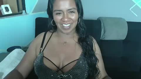 Snapshot of saggil_0385 chatting on 04/25/26, 08:06 saggil_0385 online show from 04/25/26, 08:06