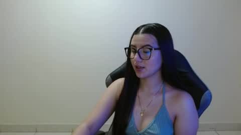 Snapshot of sahaliefox_ chatting on 07/06/26, 09:28 Sahaliefox online show from 07/06/26, 09:28