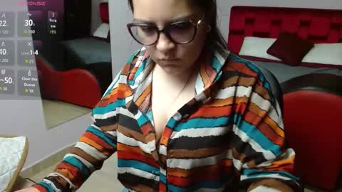 Snapshot of sahamara_07 chatting on 10/13/25, 01:00 Sahamara online show from 10/13/25, 01:00