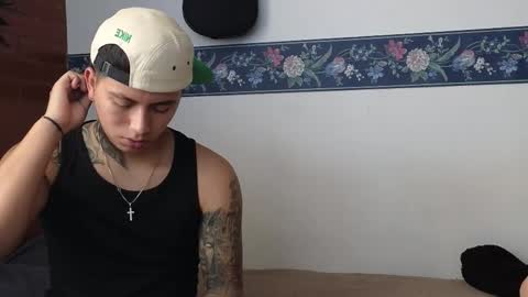 Sahara y Thiago online show from 02/21/26, 01:01