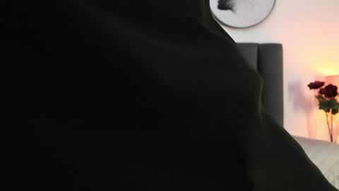 Snapshot of saharagarcia chatting on 01/09/25, 09:16 Sahara Garcia online show from 01/09/25, 09:16