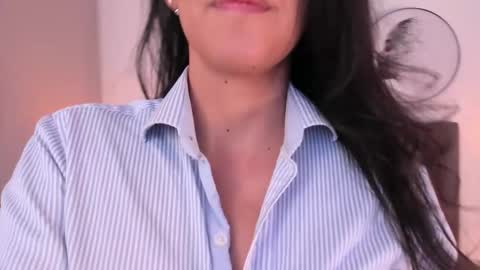 Snapshot of saharagarcia chatting on 10/14/25, 06:42 Sahara Garcia online show from 10/14/25, 06:42