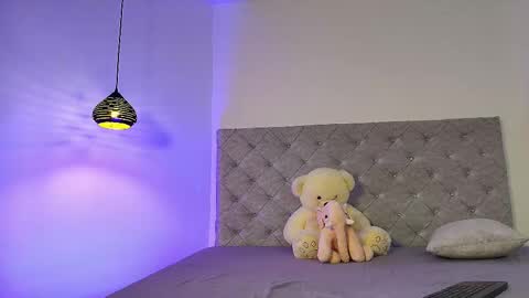 Snapshot of sahmanta_rose chatting on 02/27/26, 04:23 S A H M A N T A R O S E online show from 02/27/26, 04:23