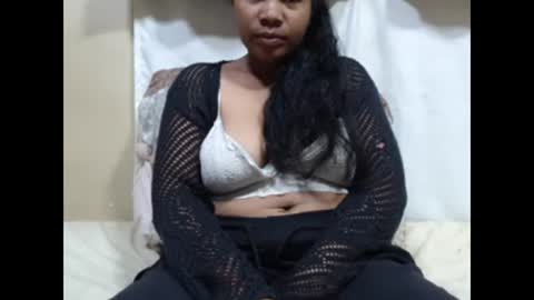 Snapshot of sahobelle chatting on 05/07/26, 01:44 sahobelle online show from 05/07/26, 01:44