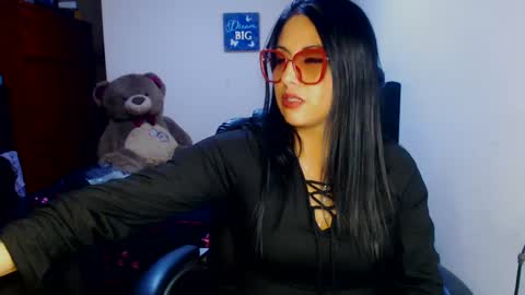 Karina online show from 10/04/25, 02:42