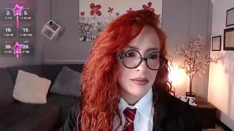 Snapshot of sahra_tayl0r_ chatting on 01/22/25, 02:46 SARA online show from 01/22/25, 02:46