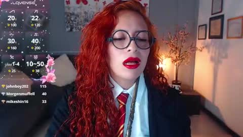 Snapshot of sahra_tayl0r_ chatting on 01/27/25, 05:26 SARA online show from 01/27/25, 05:26