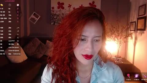 Snapshot of sahra_tayl0r_ chatting on 02/22/25, 03:36 SARA online show from 02/22/25, 03:36