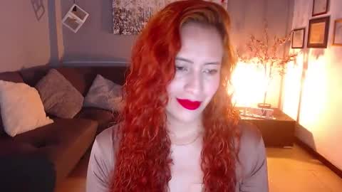 Snapshot of sahra_tayl0r_ chatting on 03/02/25, 02:43 SARA online show from 03/02/25, 02:43