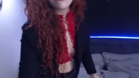 Snapshot of sahra_tayl0r_ chatting on 03/06/25, 03:13 SARA online show from 03/06/25, 03:13