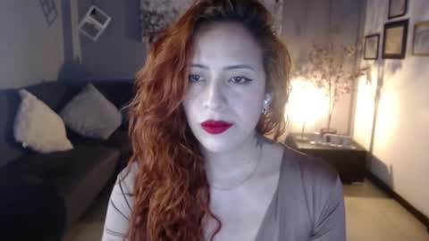 Snapshot of sahra_tayl0r_ chatting on 03/09/25, 02:10 SARA online show from 03/09/25, 02:10