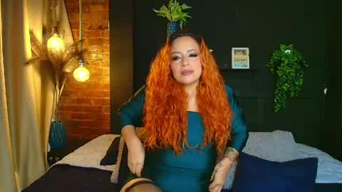 Snapshot of sahra_tayl0r_ chatting on 06/04/26, 02:34 SARA online show from 06/04/26, 02:34