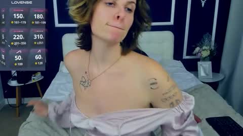 Adel online show from 10/17/25, 12:30