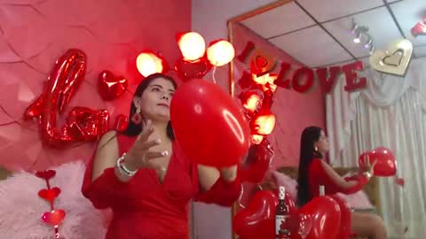 Snapshot of sailontyns chatting on 02/14/25, 03:58 Sailon online show from 02/14/25, 03:58