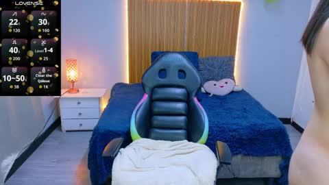 Snapshot of sailor_moon07 chatting on 04/09/26, 04:34 sailor online show from 04/09/26, 04:34