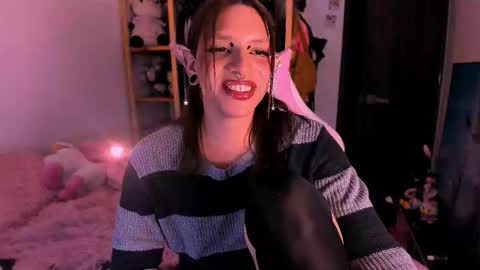 Snapshot of sailorbunnystar chatting on 03/13/26, 12:39 Rose online show from 03/13/26, 12:39