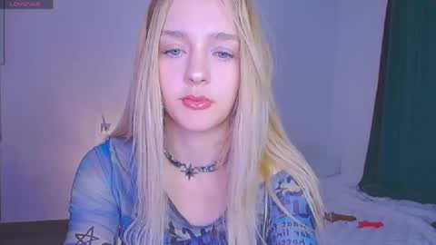 Sofia online show from 04/27/26, 09:46