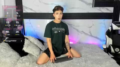 Snapshot of saimonvela chatting on 03/17/26, 04:06 Juan online show from 03/17/26, 04:06