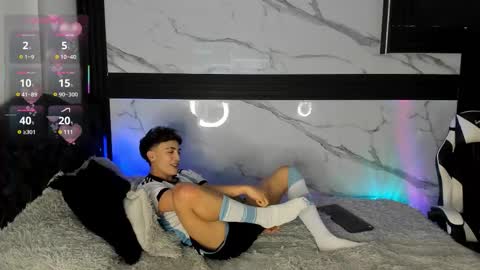 Snapshot of saimonvela chatting on 03/20/26, 05:23 Juan online show from 03/20/26, 05:23