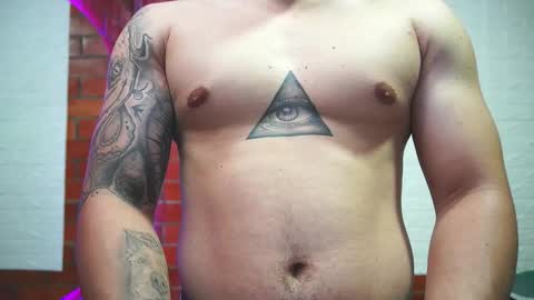 sainix_ online show from 10/25/25, 03:36