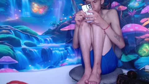 Snapshot of saint_boyy chatting on 01/20/25, 08:41 saint boy online show from 01/20/25, 08:41